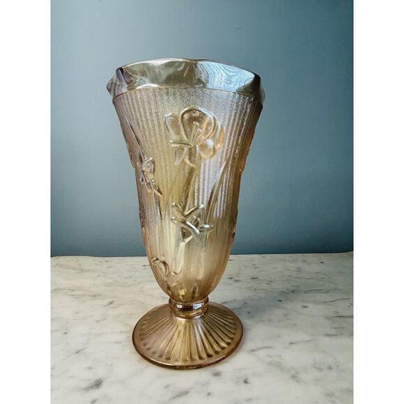 Vintage Jeanette Marigold Carnival Iridescent Glass Vase Iris Herringbone Peach - Picture 7 of 13